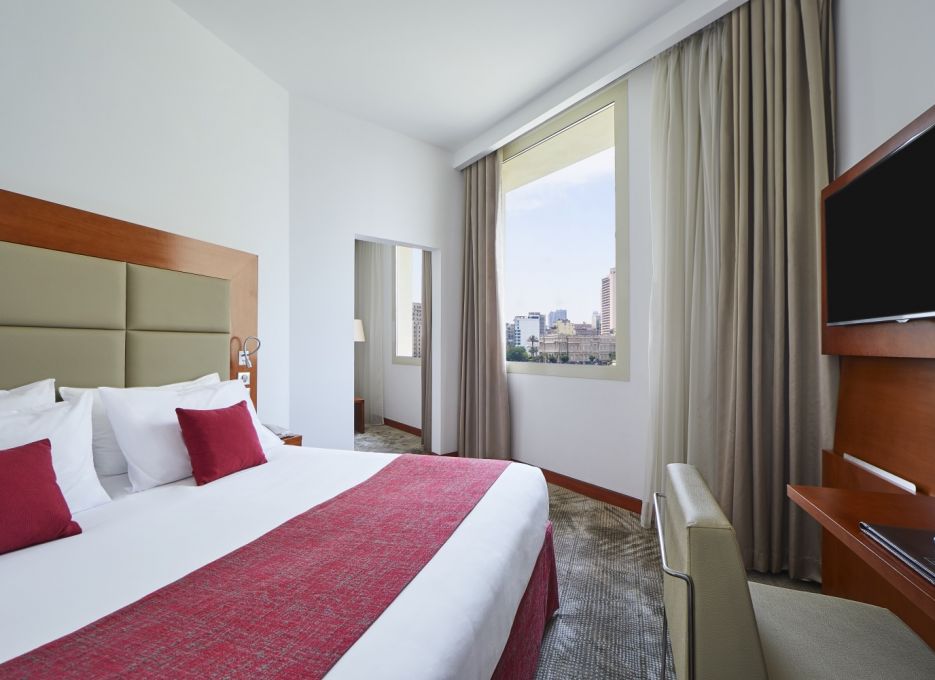 Steigenberger Tahrir Junior Suite